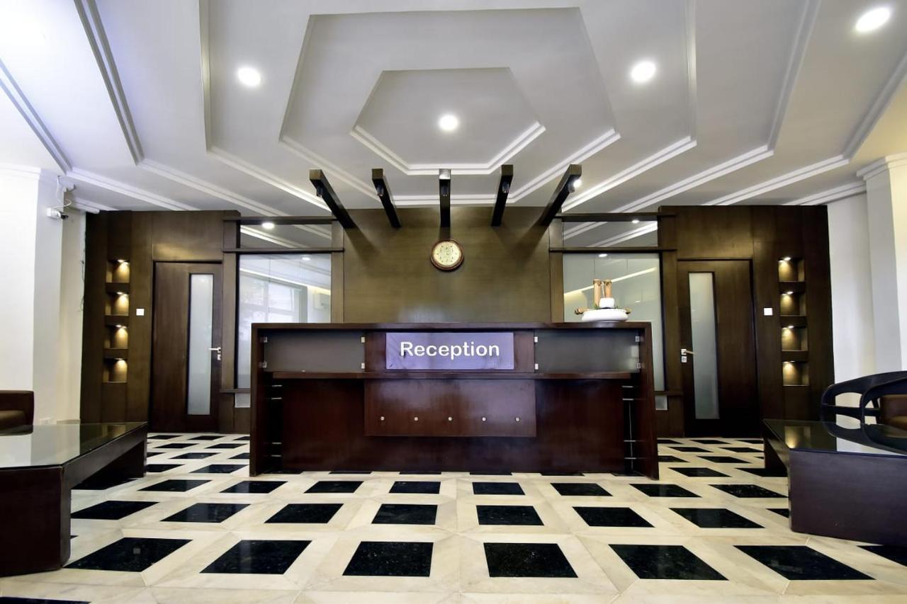 Caves County Resort Malegaon Extérieur photo